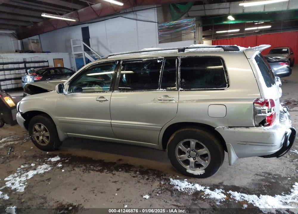 2005 TOYOTA HIGHLANDER V6 VIN: JTEEP21A250132023