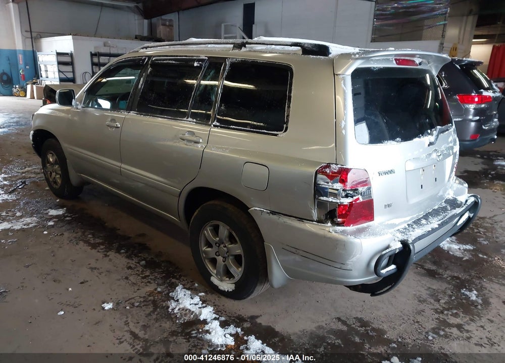 2005 TOYOTA HIGHLANDER V6 VIN: JTEEP21A250132023