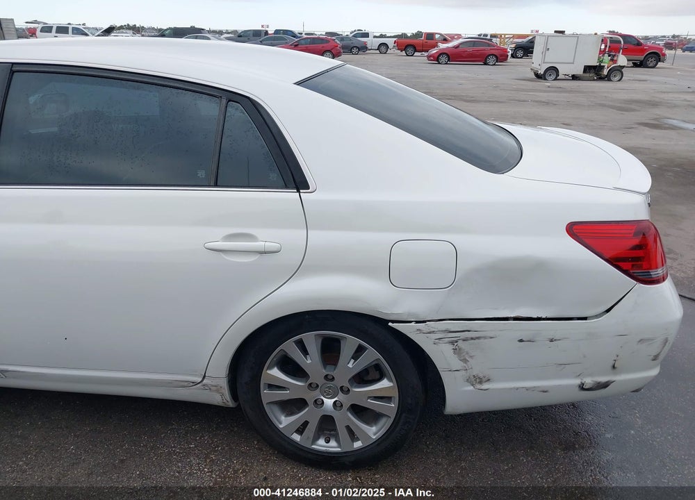 2008 TOYOTA AVALON TOURING VIN: 4T1BK36B28U279111