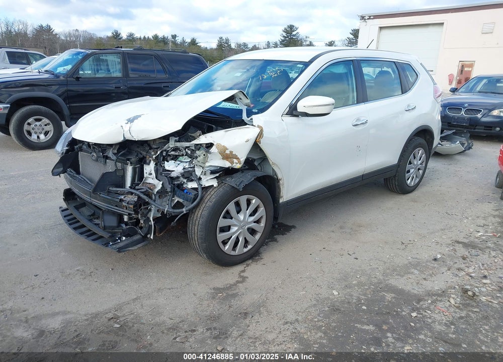 2014 NISSAN ROGUE S VIN: 5N1AT2MV2EC820918