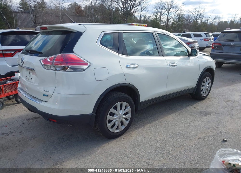 2014 NISSAN ROGUE S VIN: 5N1AT2MV2EC820918