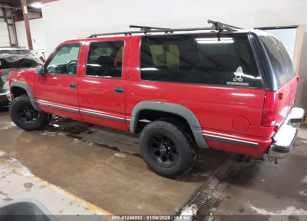 1999 CHEVROLET SUBURBAN 1500 LT VIN: 3GNFK16R6XG236682