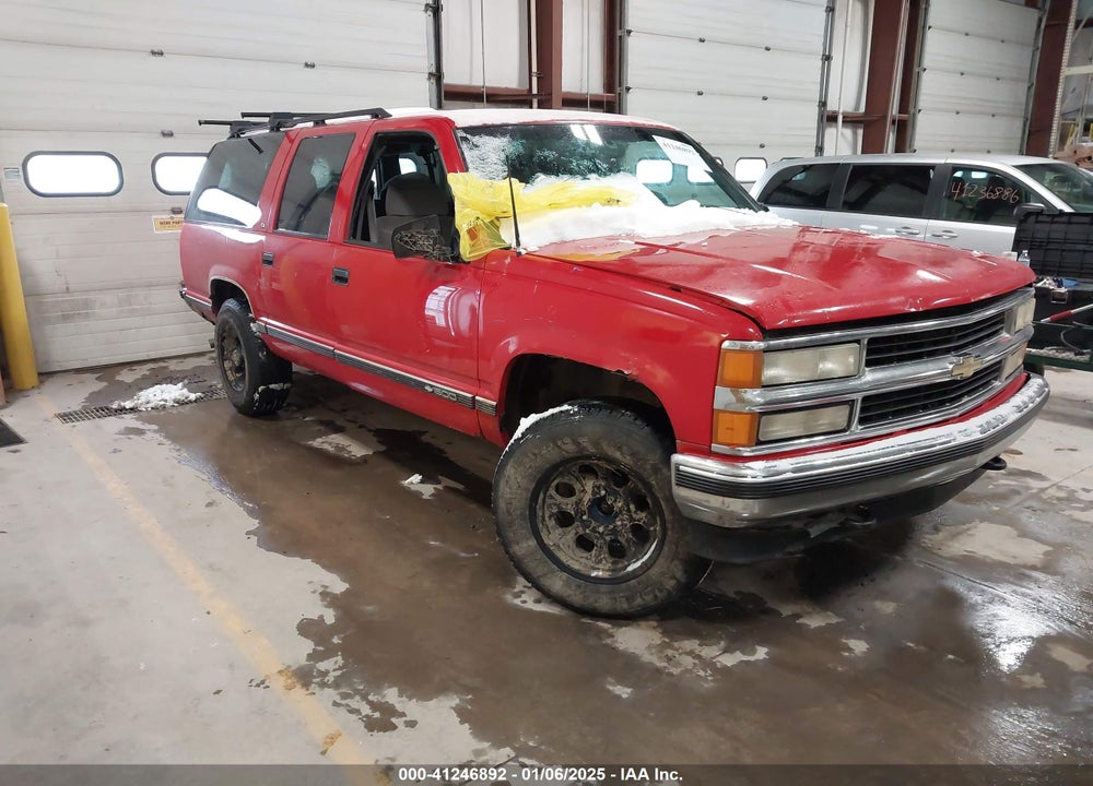 1999 CHEVROLET SUBURBAN 1500 LT VIN: 3GNFK16R6XG236682