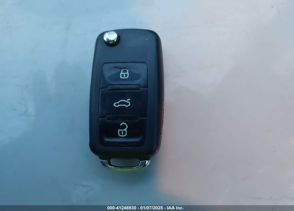 2014 VOLKSWAGEN JETTA VIN: 3VW4T7AJ4EM387503
