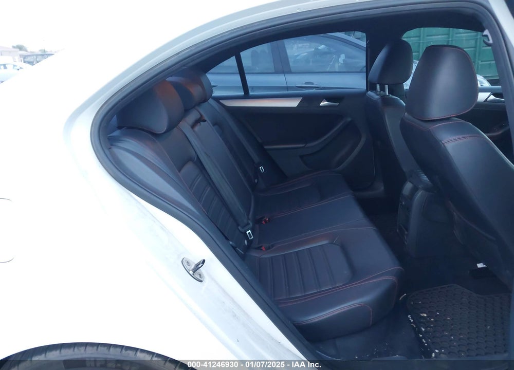 2014 VOLKSWAGEN JETTA VIN: 3VW4T7AJ4EM387503