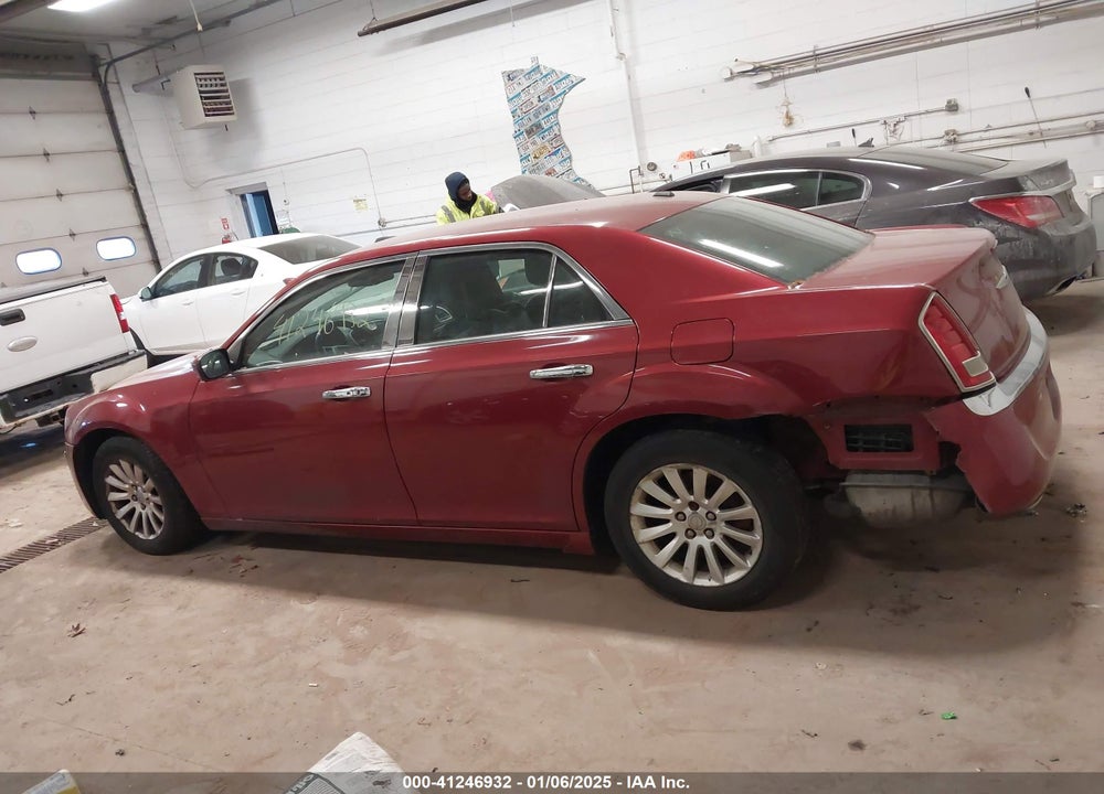 2013 CHRYSLER 300 VIN: 2C3CCAAG2DH551090
