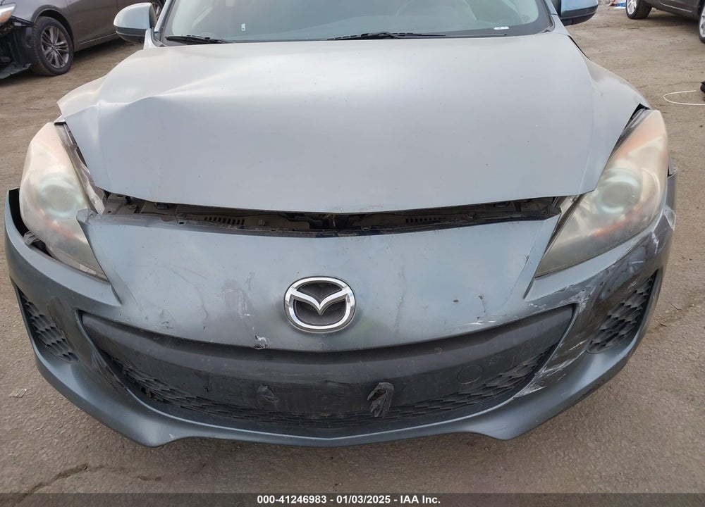 2013 MAZDA MAZDA3 VIN: JM1BL1L82D1707012