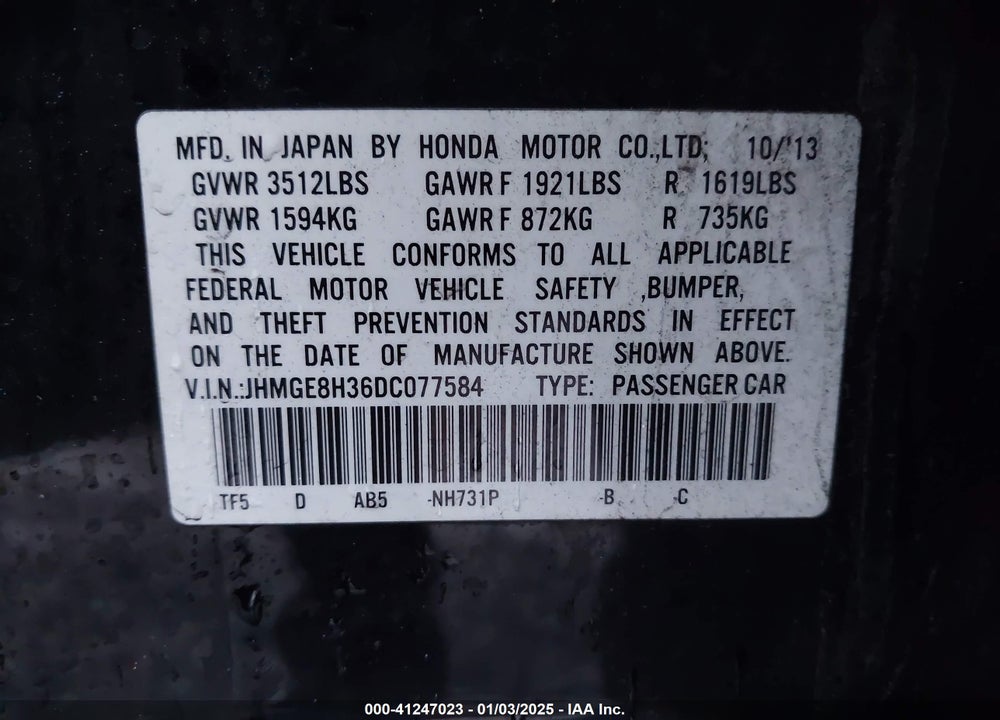 2013 HONDA FIT VIN: JHMGE8H36DC077584