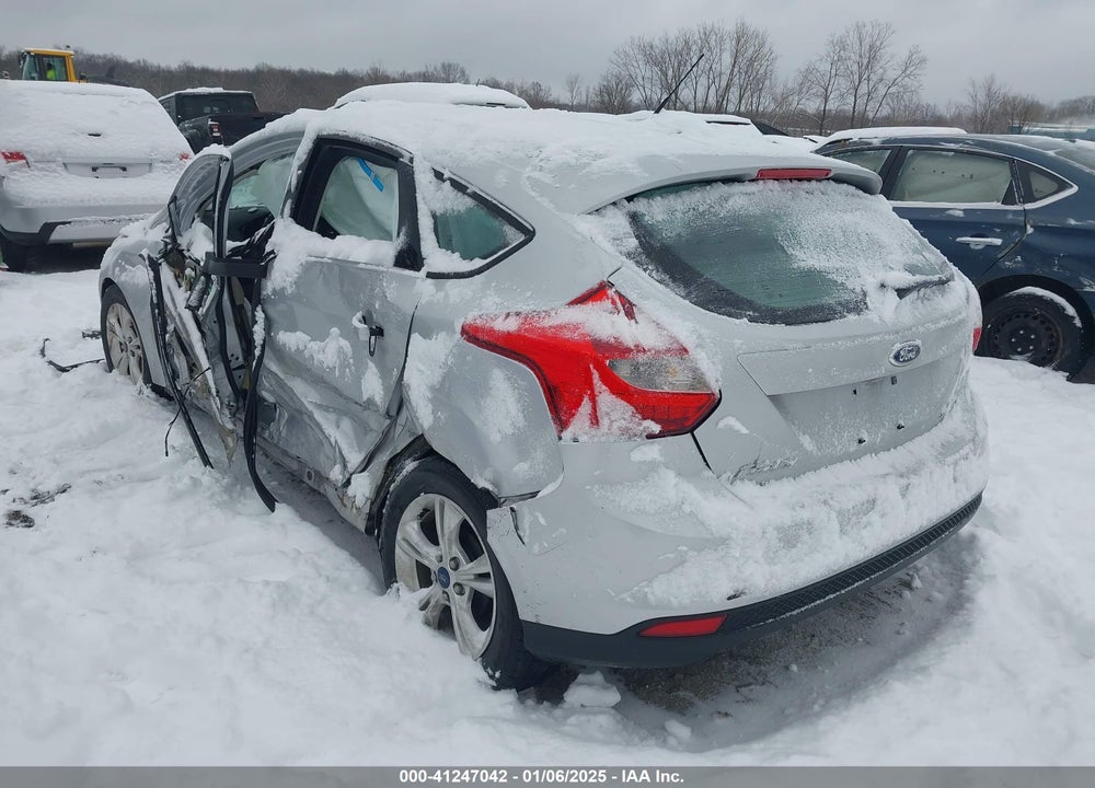 2014 FORD FOCUS VIN: 1FADP3K2XEL182119