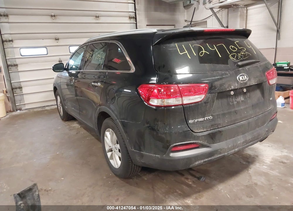 2017 KIA SORENTO 3.3L LX VIN: 5XYPGDA57HG191255