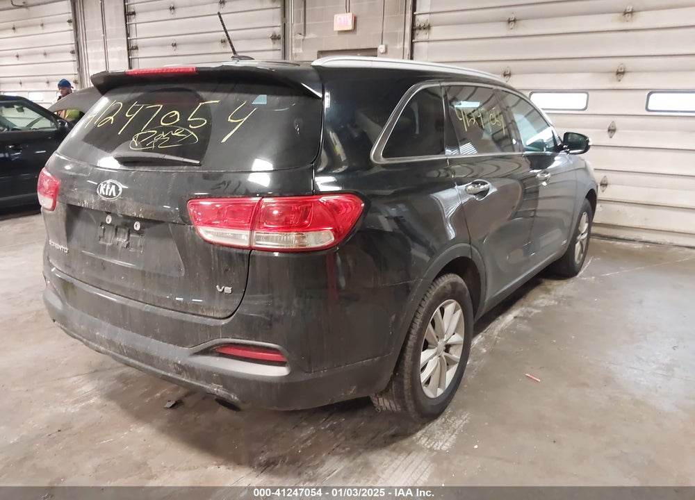 2017 KIA SORENTO 3.3L LX VIN: 5XYPGDA57HG191255