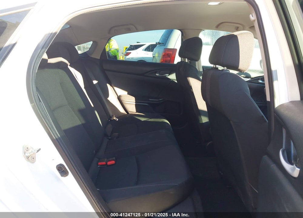 2019 HONDA CIVIC VIN: 2HGFC2F60KH572159