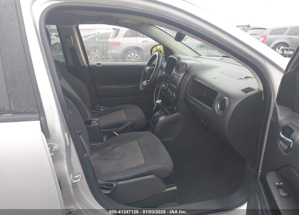 2011 JEEP COMPASS VIN: 1J4NT1FA5BD139310