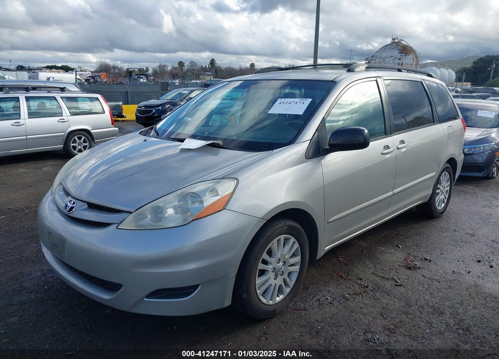 2008 TOYOTA SIENNA LE VIN: 5TDZK23C88S122195