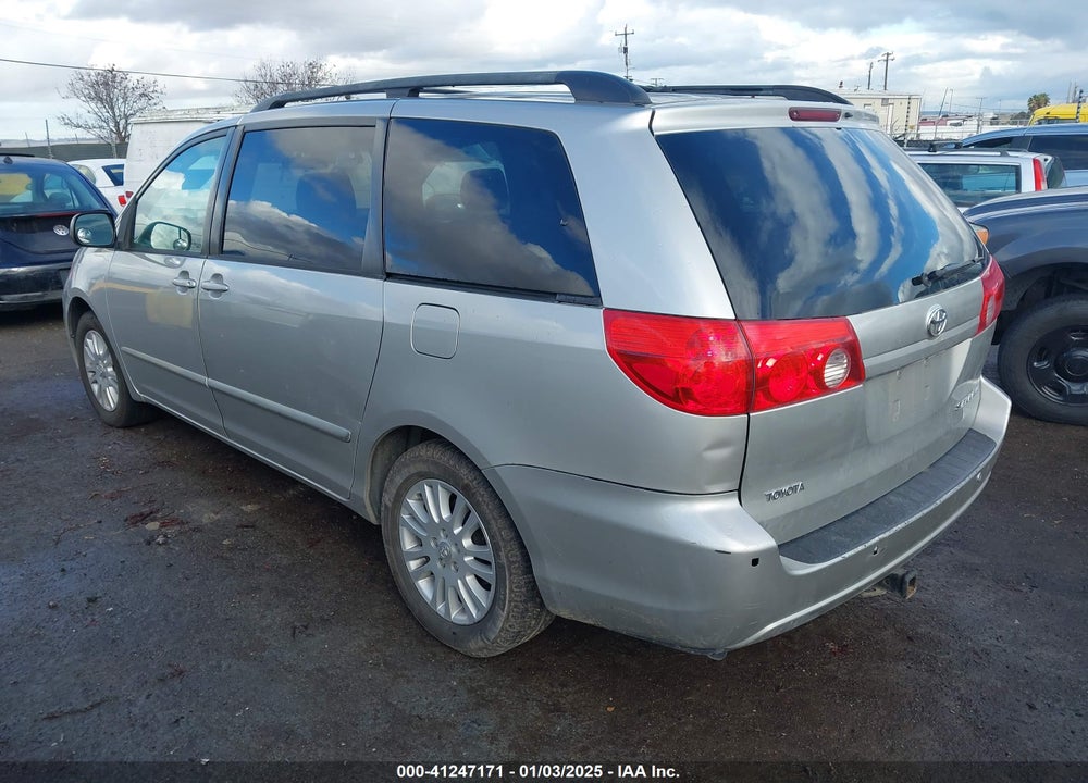 2008 TOYOTA SIENNA LE VIN: 5TDZK23C88S122195