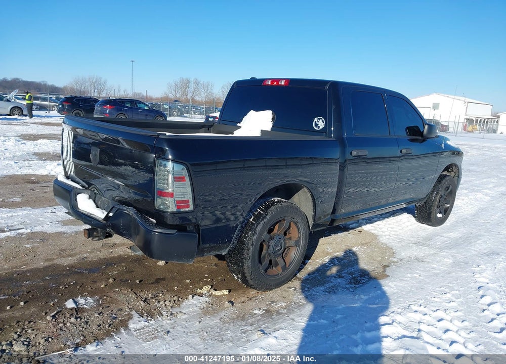 2013 RAM 1500 VIN: 1C6RR7KT0DS647383