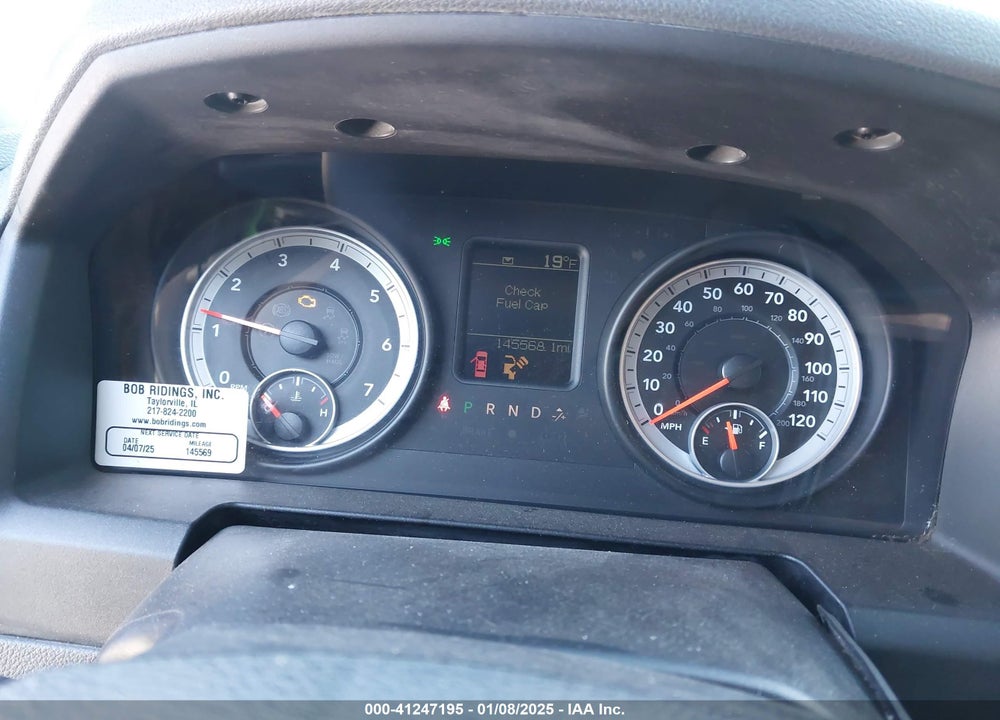 2013 RAM 1500 VIN: 1C6RR7KT0DS647383