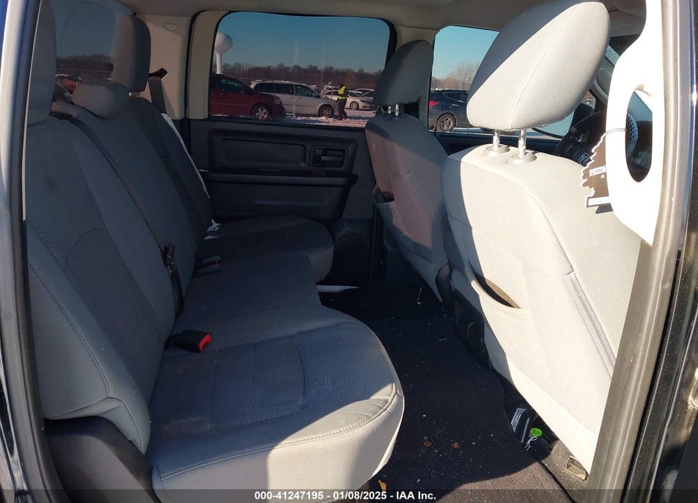 2013 RAM 1500 VIN: 1C6RR7KT0DS647383
