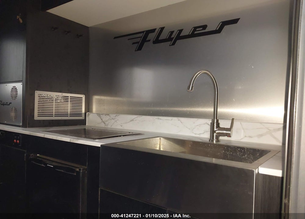 2024 INTECH TRAVEL TRAILER VIN: 7H0TR1413RN016346