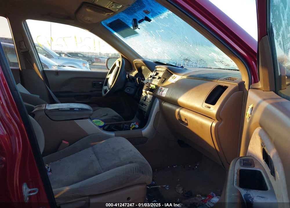 2005 HONDA PILOT EX VIN: 2HKYF18455H526939