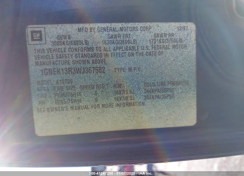 1998 CHEVROLET TAHOE LS VIN: 1GNEK13R3WJ367582