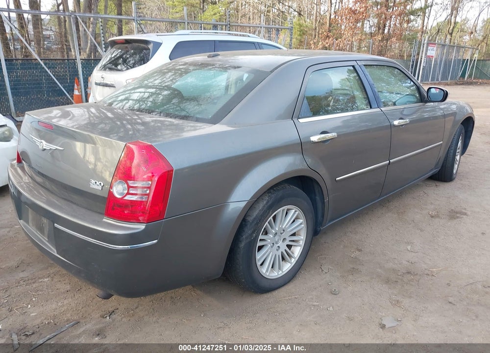 2009 CHRYSLER 300 VIN: 2C3KA53V39H583994