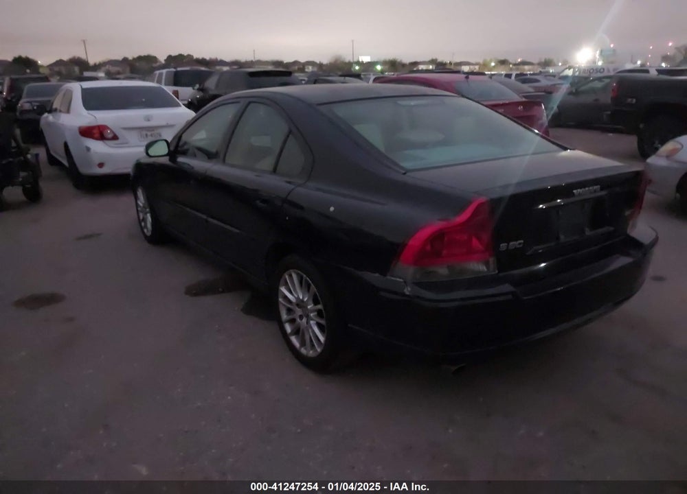 2007 VOLVO S60 2.5T VIN: YV1RS592572619446