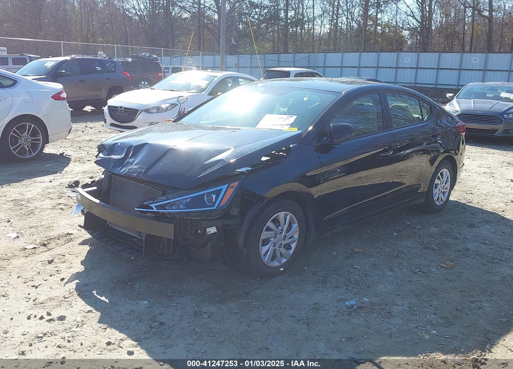 2019 HYUNDAI ELANTRA VIN: 5NPD74LF3KH489326