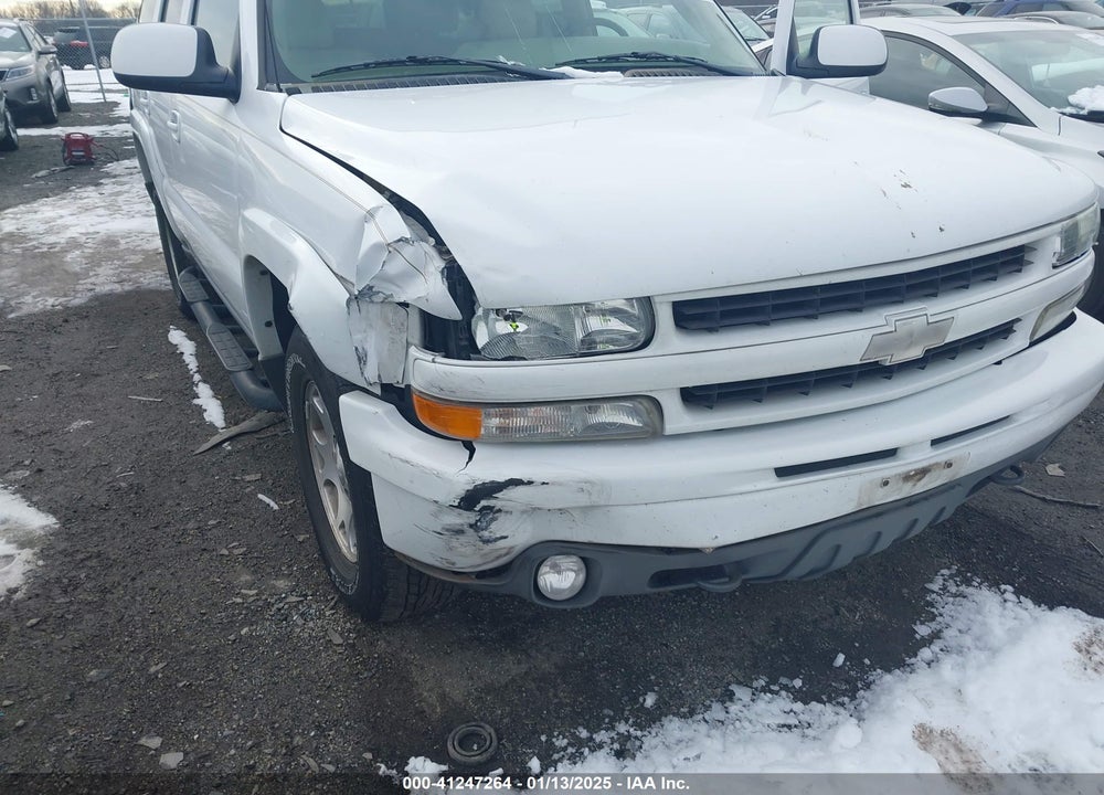 2004 CHEVROLET TAHOE K1500 VIN: 1GNEK13Z94R107508