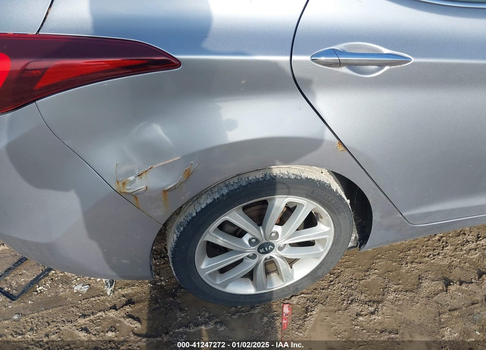 2014 HYUNDAI ELANTRA LIMITED VIN: KMHDH4AE4EU138129