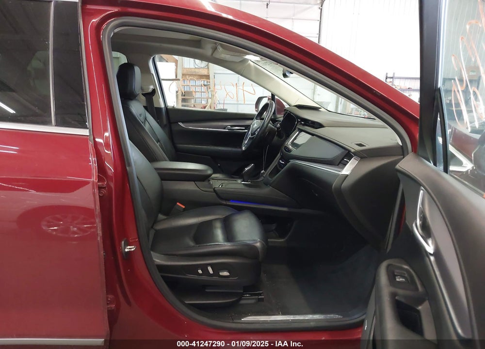 2017 CADILLAC XT5 LUXURY VIN: 1GYKNDRS4HZ269920