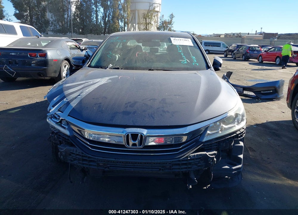 2016 HONDA ACCORD VIN: 1HGCR2F93GA061725