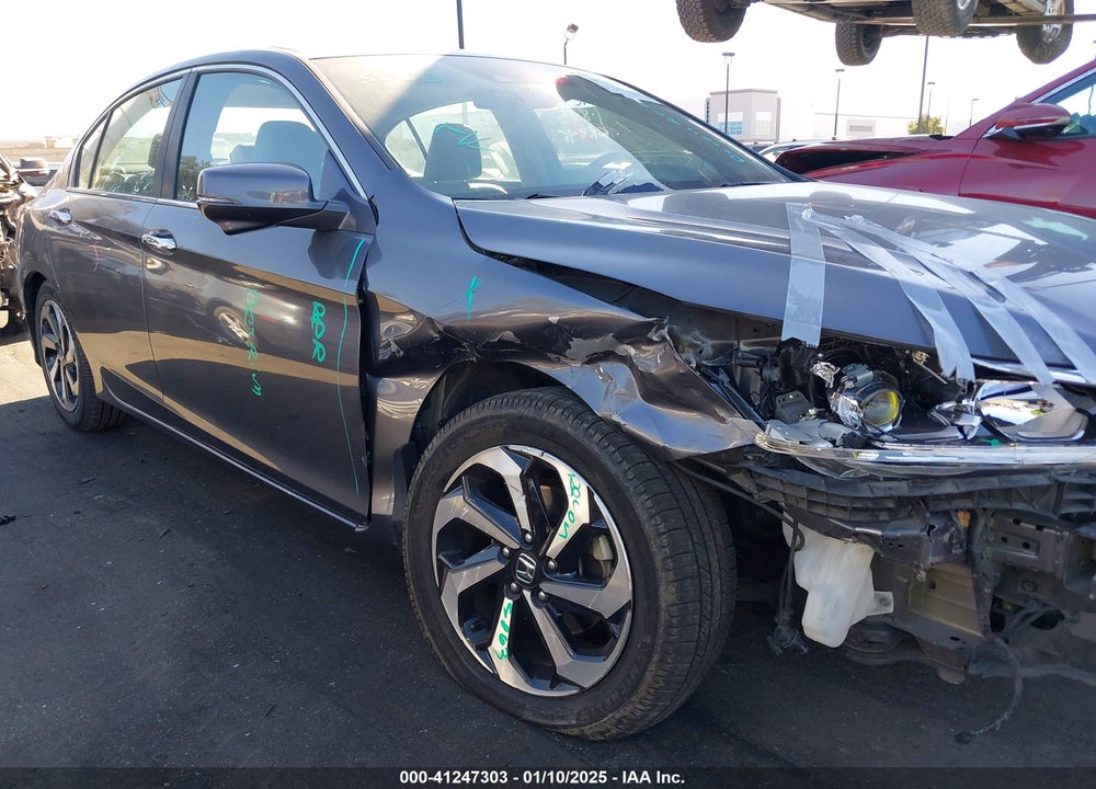 2016 HONDA ACCORD VIN: 1HGCR2F93GA061725