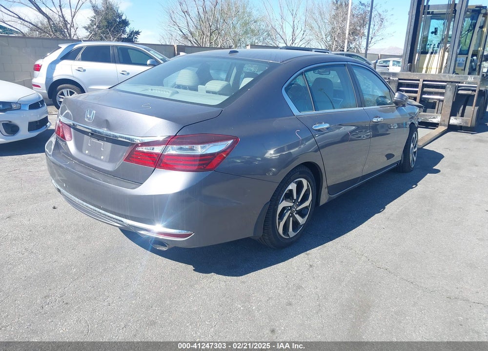 2016 HONDA ACCORD VIN: 1HGCR2F93GA061725