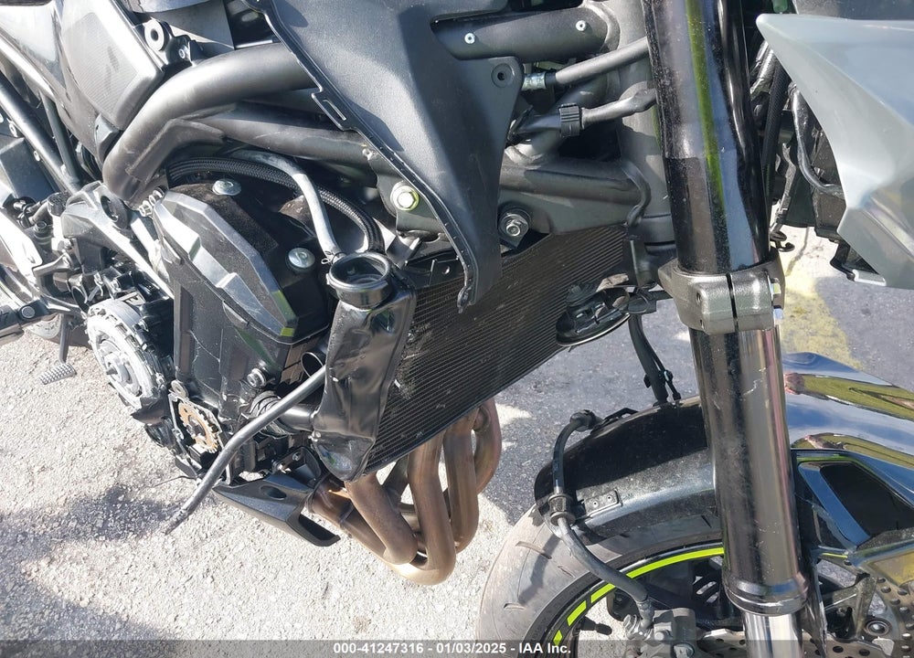 2024 KAWASAKI ZR900 F VIN: ML5ZRDF1XRDA66739