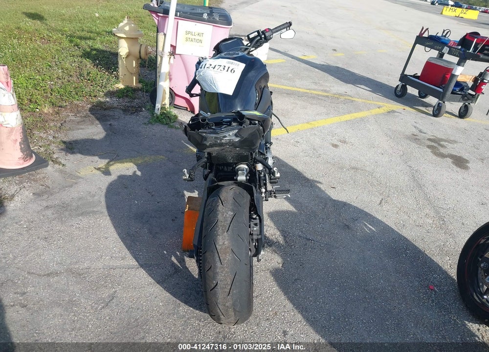 2024 KAWASAKI ZR900 F VIN: ML5ZRDF1XRDA66739