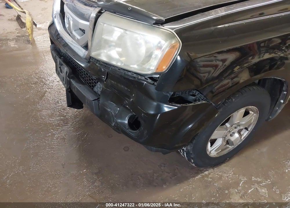 2010 HONDA PILOT LX VIN: 5FNYF4H29AB504872