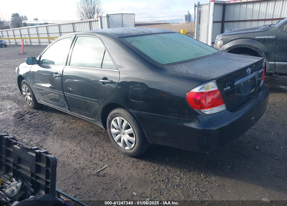 2005 TOYOTA CAMRY LE VIN: 4T1BE32K15U597102