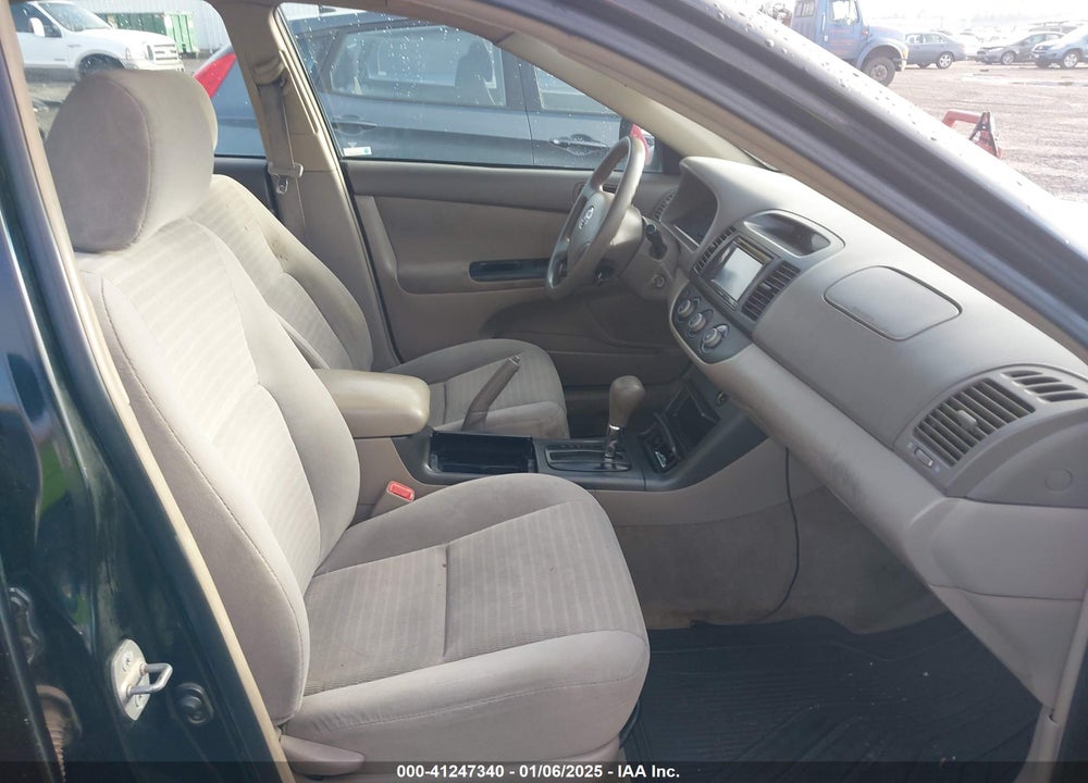 2005 TOYOTA CAMRY LE VIN: 4T1BE32K15U597102