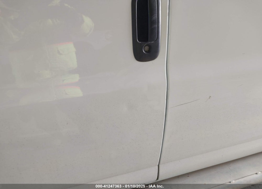 2017 GMC SAVANA 2500 WORK VAN VIN: 1GTW7AFF5H1904021
