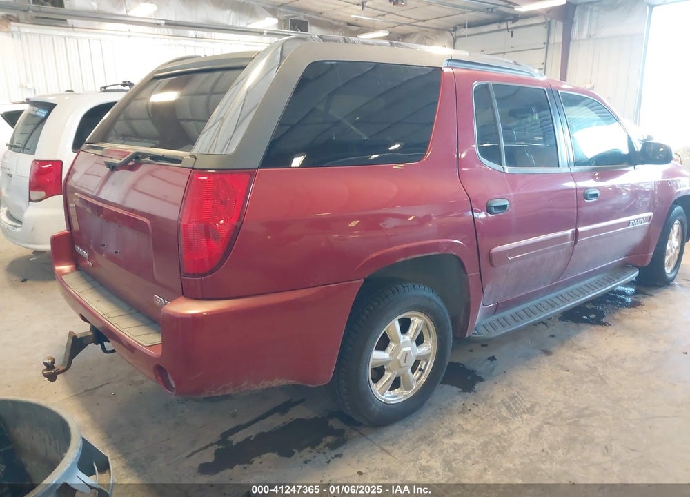 2004 GMC ENVOY XUV SLE VIN: 1GKET12S746170428