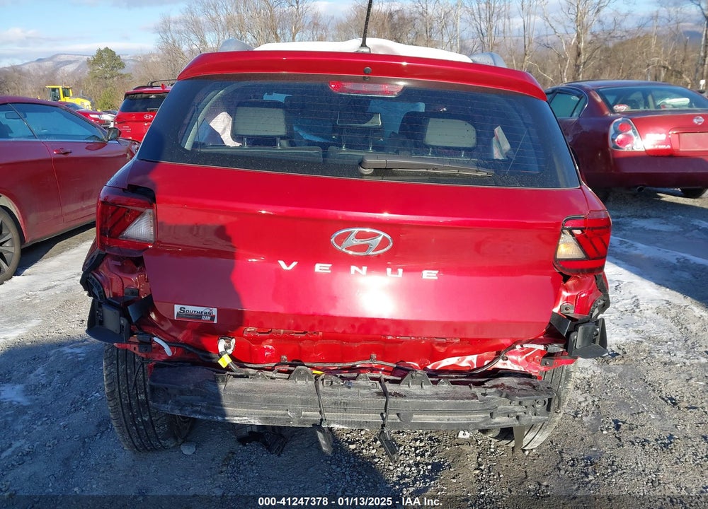 2024 HYUNDAI VENUE VIN: KMHRC8A33RU327385