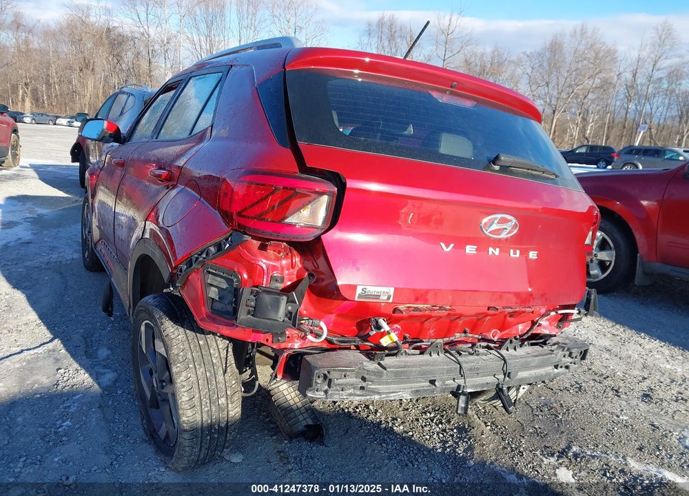 2024 HYUNDAI VENUE VIN: KMHRC8A33RU327385