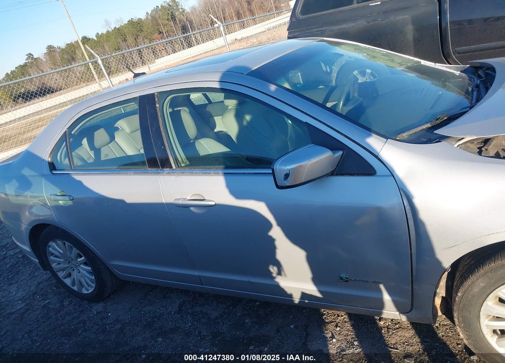 2010 FORD FUSION HYBRID VIN: 3FADP0L37AR365463