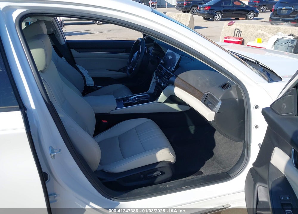 2021 HONDA ACCORD HYBRID TOURING VIN: 1HGCV3F99MA015538