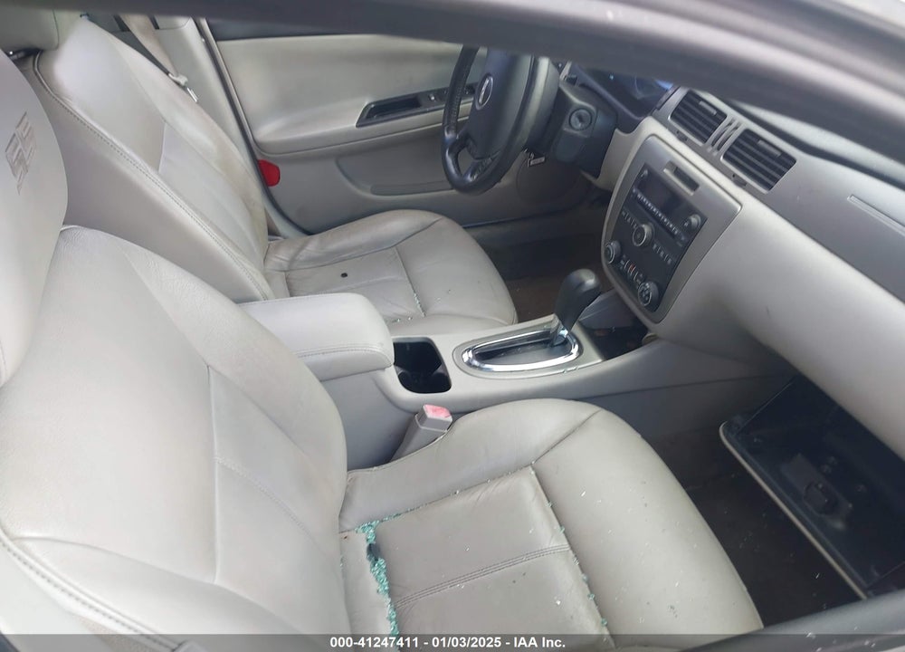 2008 CHEVROLET IMPALA VIN: 2G1WD58C381228738