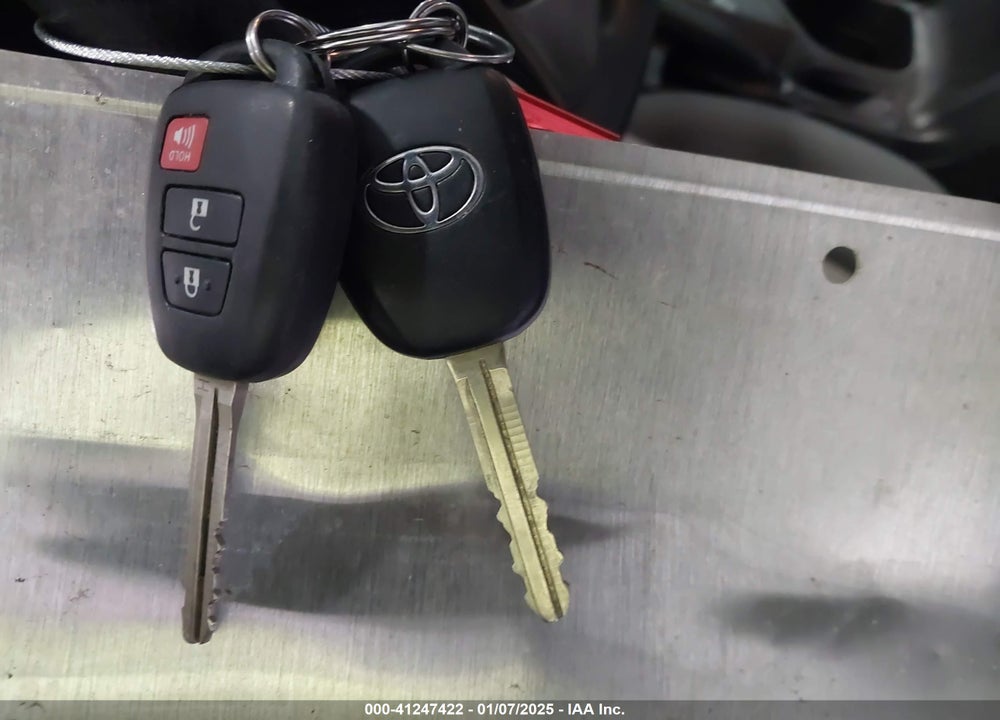 2013 TOYOTA RAV4 LE VIN: 2T3BFREV5DW122127