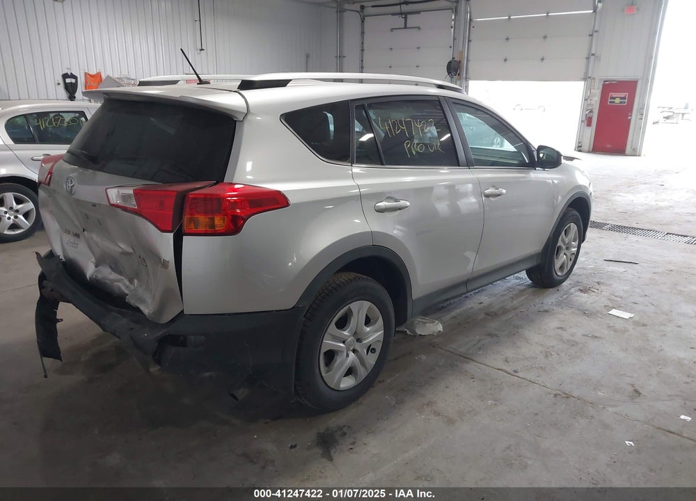 2013 TOYOTA RAV4 LE VIN: 2T3BFREV5DW122127