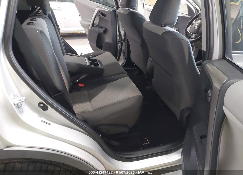 2013 TOYOTA RAV4 LE VIN: 2T3BFREV5DW122127