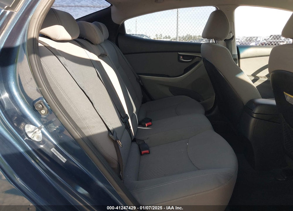 2015 HYUNDAI ELANTRA SE VIN: KMHDH4AE6FU357918